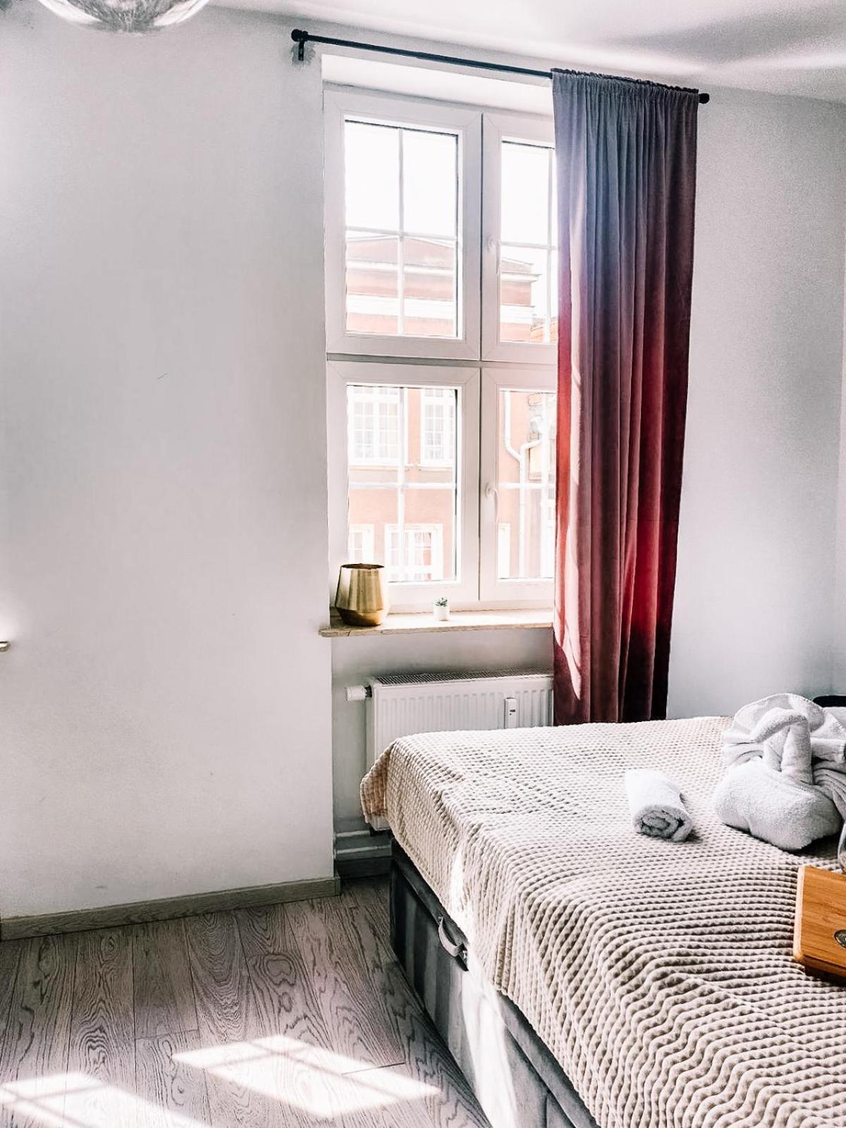 Cloud 9 King Size Bed - Old Town View Gdansk Ogarna Apartment Luaran gambar