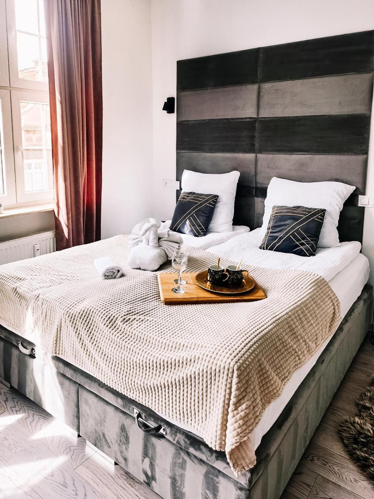 Cloud 9 King Size Bed - Old Town View Gdansk Ogarna Apartment Luaran gambar